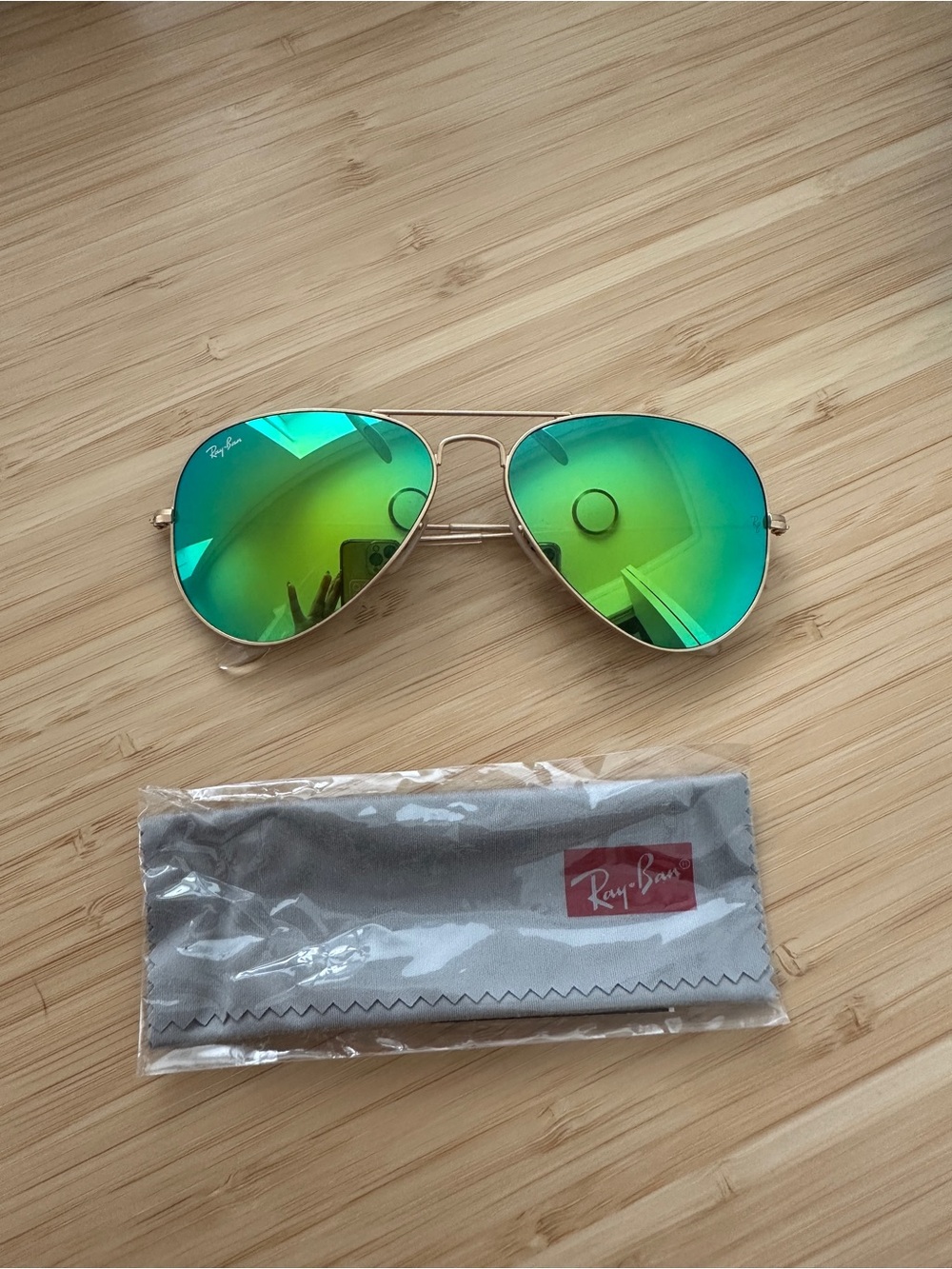 Ray-Ban Green Gradient Sunglasses - Picture 3 of 4